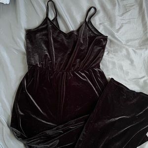 velvet 3/4 leg jumpsuit